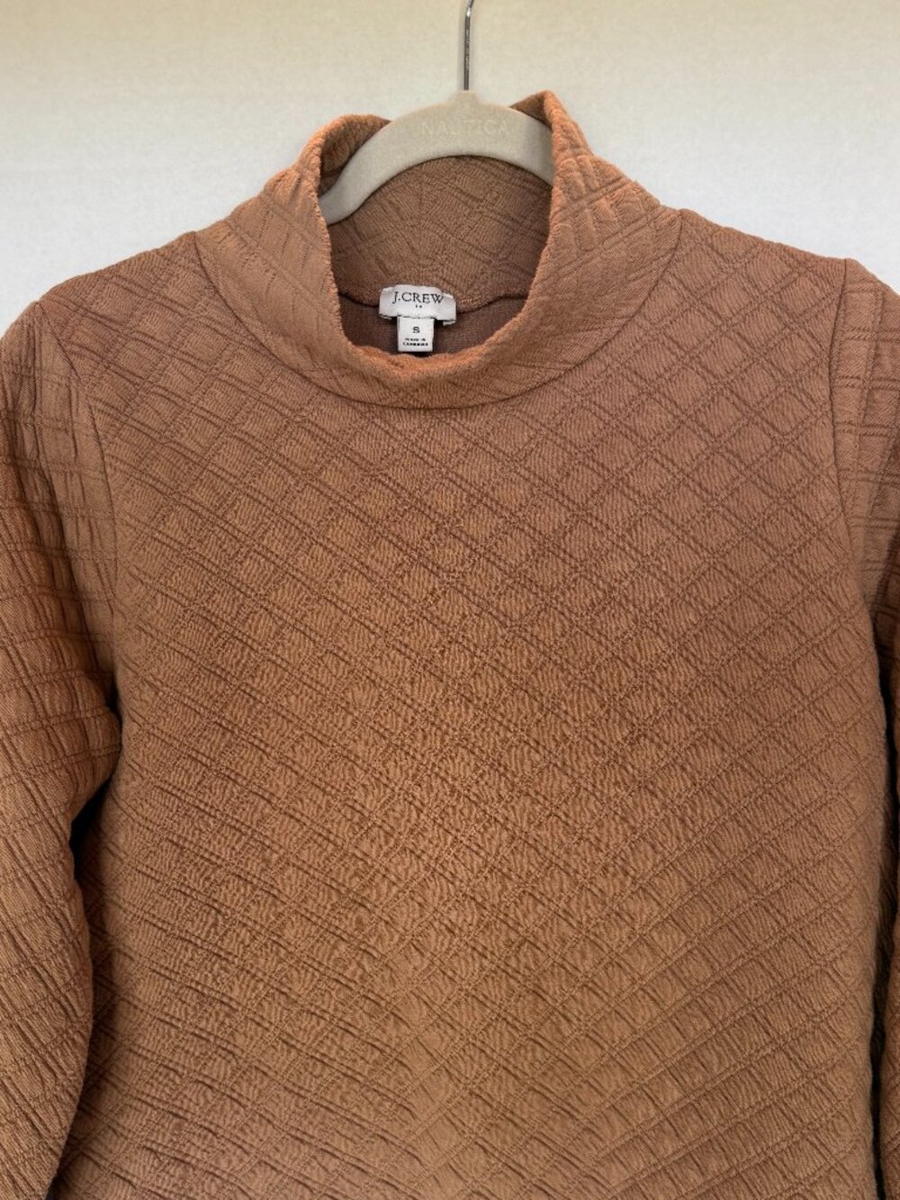 J Crew Factory quilted print pullover Small A-003